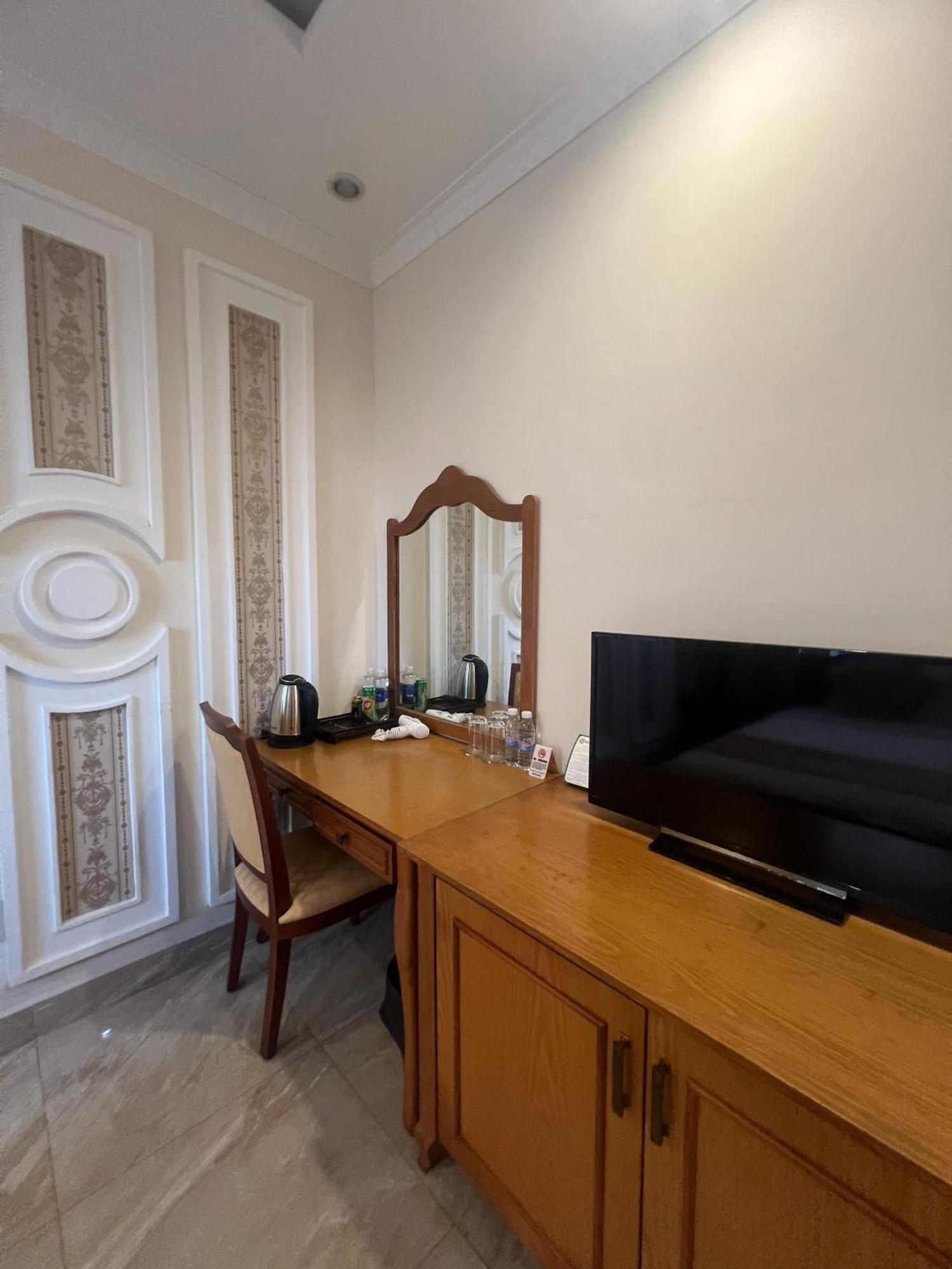Madella Hotel Cần Thơ Zewnętrze zdjęcie