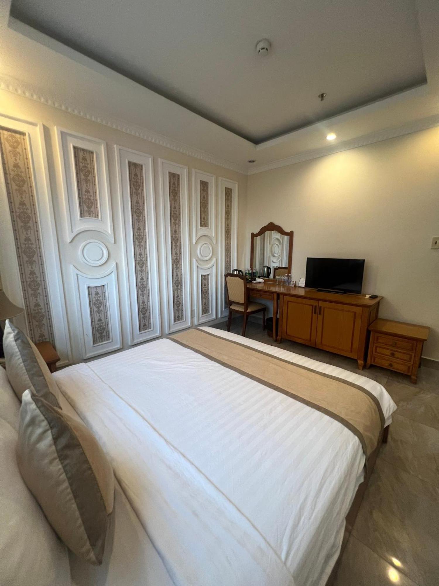 Madella Hotel Cần Thơ Zewnętrze zdjęcie