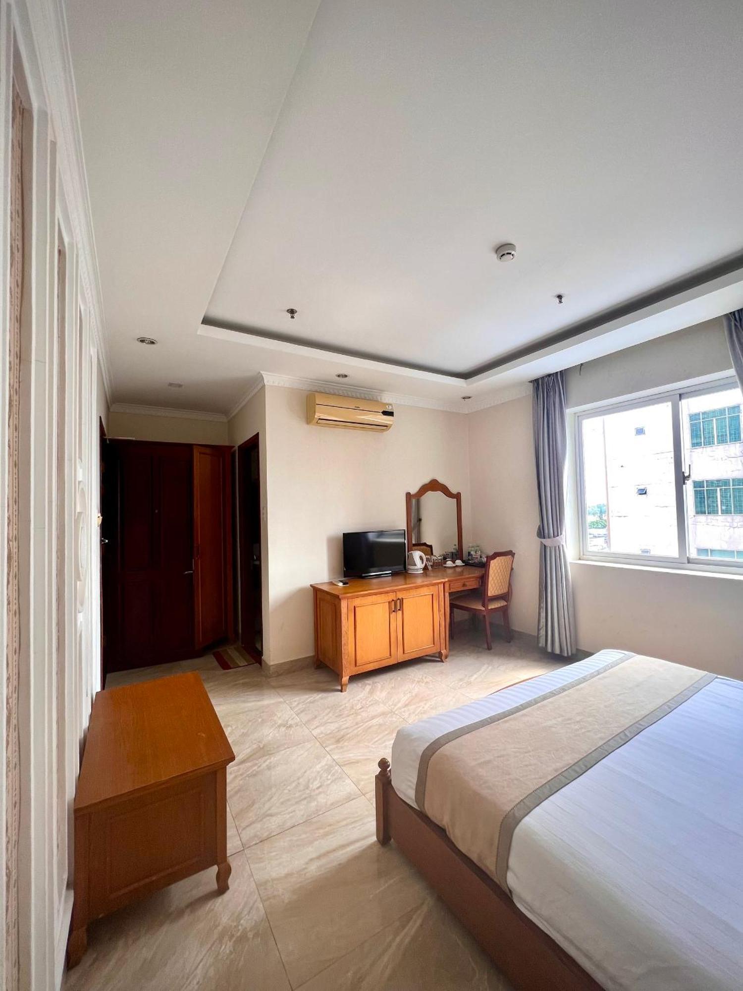 Madella Hotel Cần Thơ Zewnętrze zdjęcie