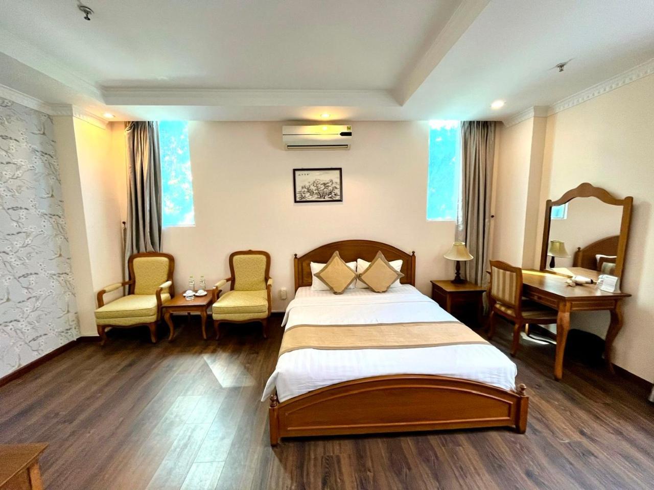 Madella Hotel Cần Thơ Zewnętrze zdjęcie
